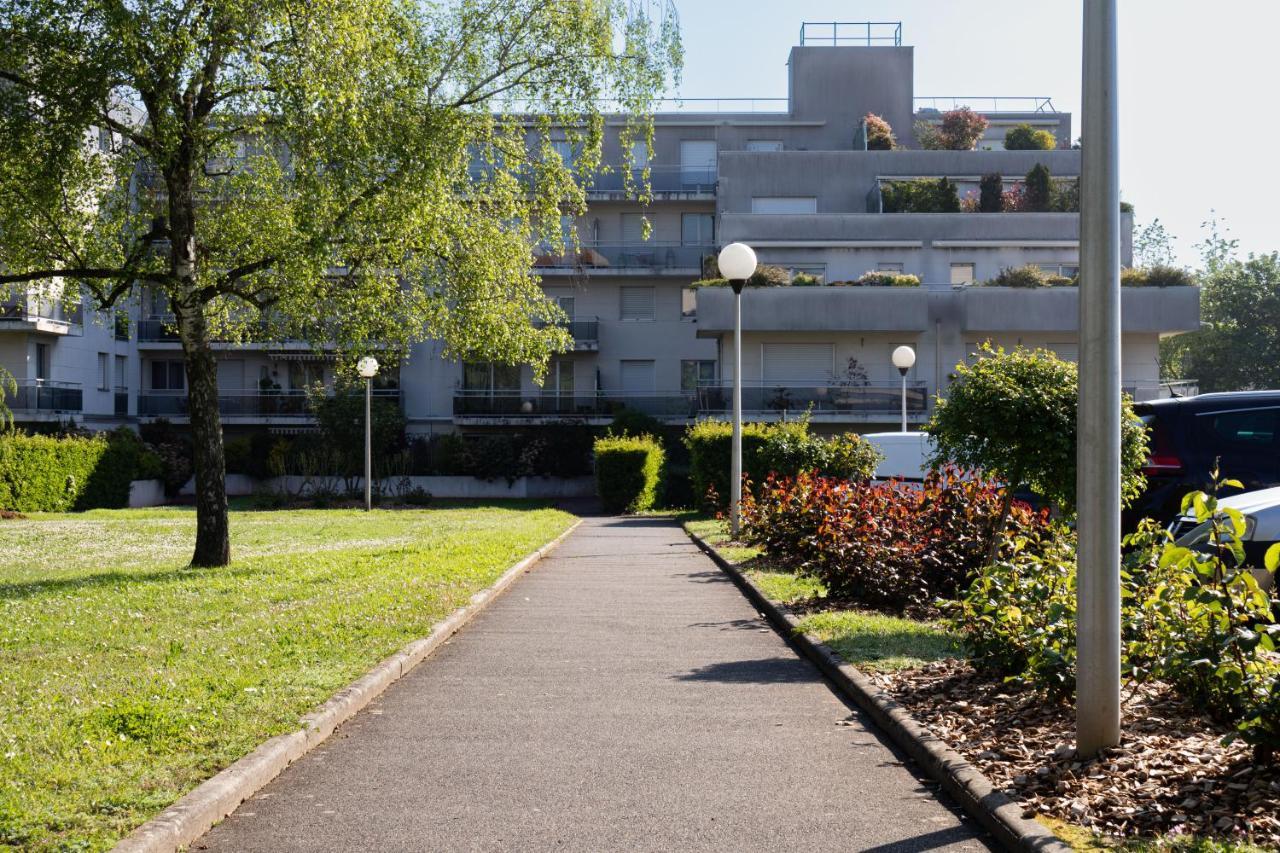 The Green Home - Quiet And Fully Equipped High-End Studio With Parking Courcouronnes Exterior foto
